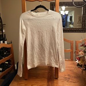 Lululemon White patterned long sleeve